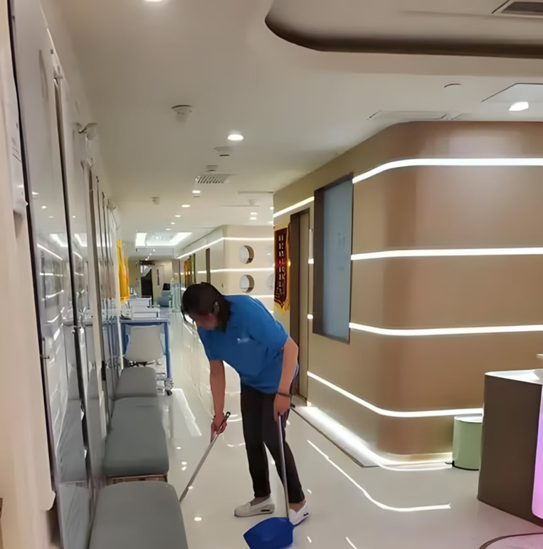 ���񱣽ອ�Ƕೡ���������
